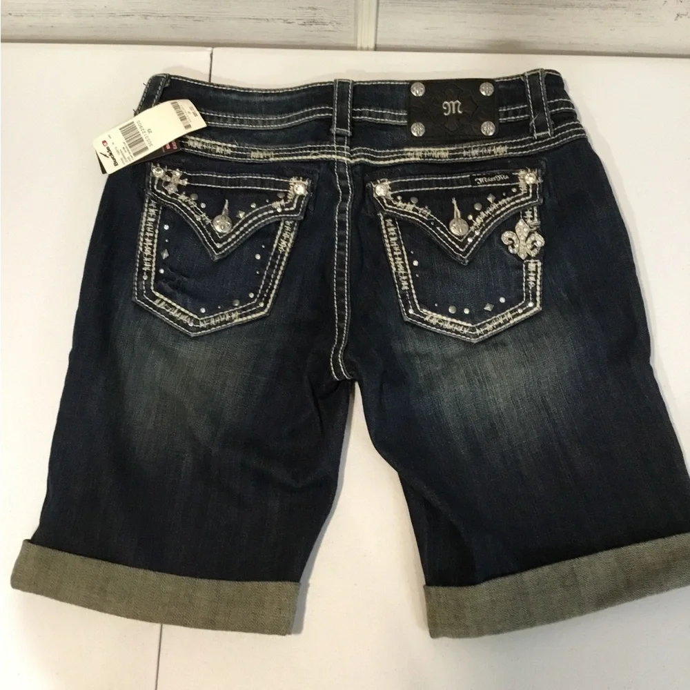 Buckle /Miss Me Women's Dark Indigo Rhinestone Embellished Bermudas